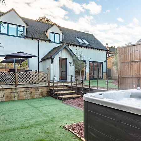 Cotswold Holiday Let With Hot Tub - The Old Garage Chipping Norton Exterior photo